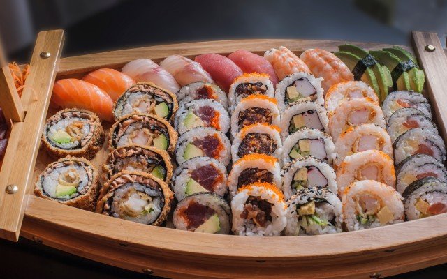 Top Places To Eat Sushi in Kansas City